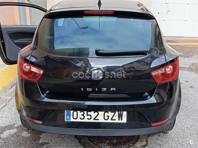 Usado Seat Ibiza SC Copa 90 CV (66 kW) 2010 Negro Utilitario
