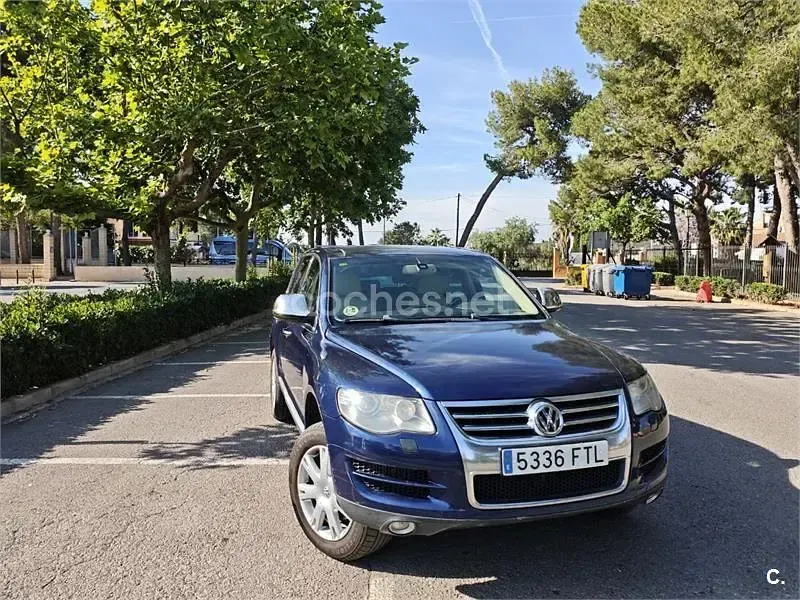 Usado VW Touareg 225 CV (165 kW) 2007 Azul SUV