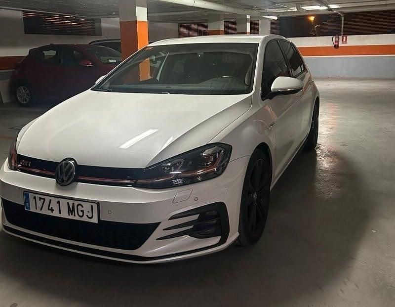 Blanco Usado 2017 VW Golf GTI Berlina | 25.000 € (Super precio) - Imagen 1/4