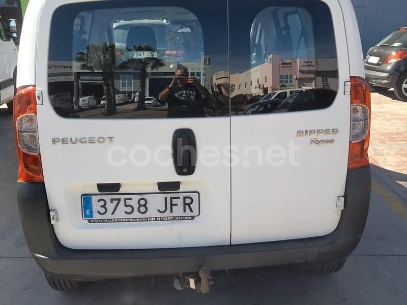 Usado Peugeot TePee Access 75 CV (55 kW) 2015 Blanco Monovolumen