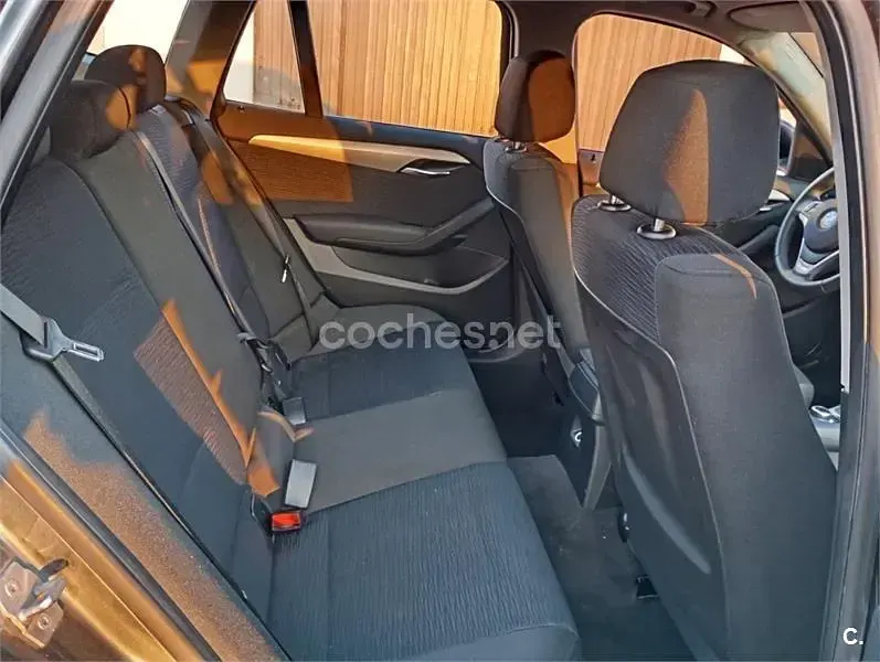 Usado BMW X1 143 CV (105 kW) 2014 Gris / plata SUV