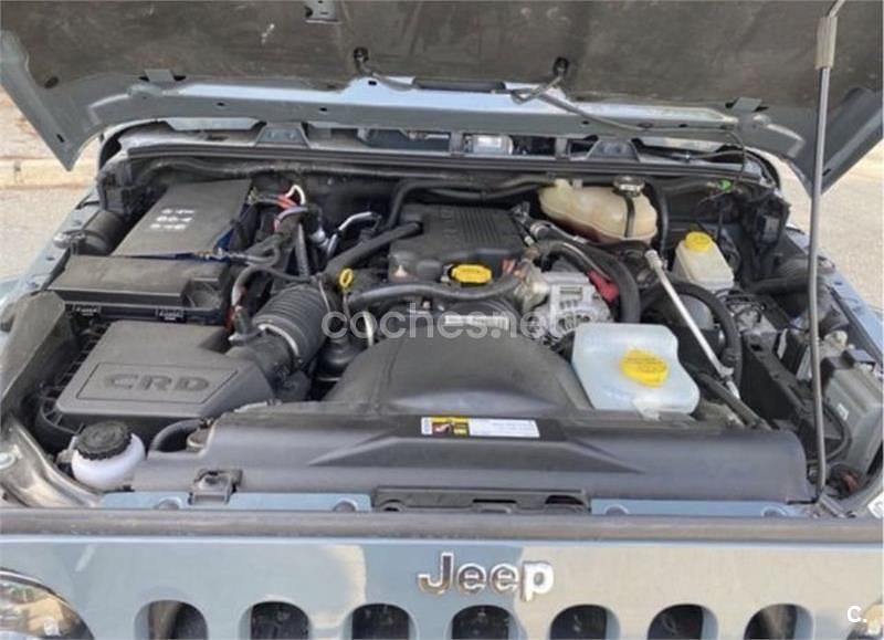 Usado Jeep Wrangler Sahara 200 CV (147 kW) 2015 Gris / plata SUV