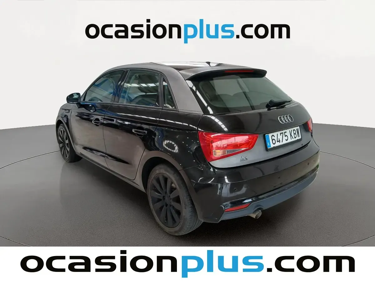 Usado Audi A1 Sportback Attraction 90 CV (66 kW) 2017 Negro Utilitario