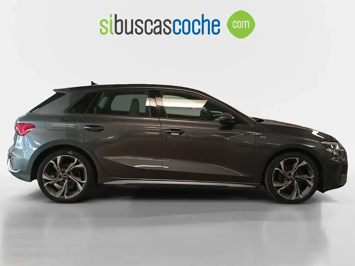 Usado Audi A3 150 CV (110 kW) 2022 Blanco Berlina