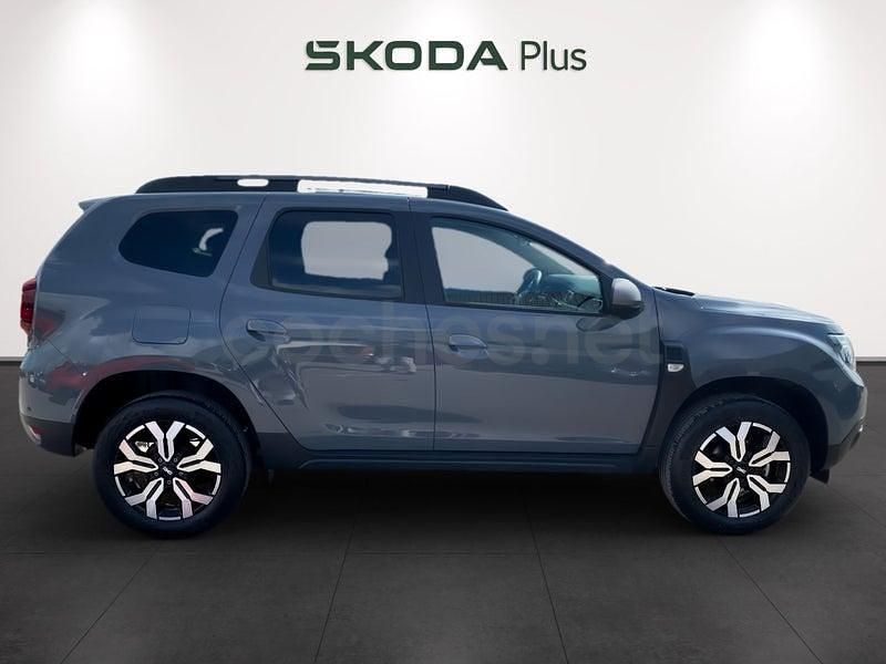 Usado Dacia Duster Journey 150 CV (110 kW) 2024 Gris / plata SUV