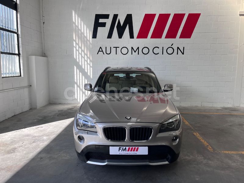 Gris / plata Usado 2011 BMW X1 SUV | 9500 € (Precio justo) - Imagen 1/4