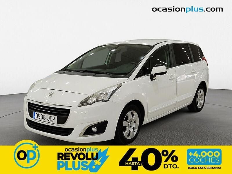 Usado Peugeot 5008 Active 115 HP (84 kW) 2015 Branco Monovolume