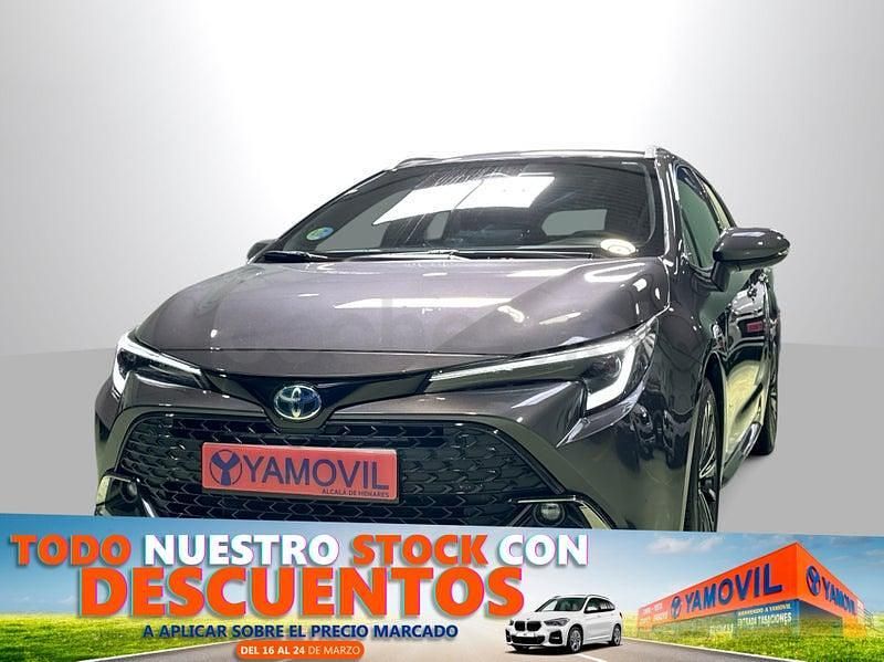 Usado Toyota Corolla Sport 140 CV (102 kW) 2023 Gris / plata Familiar