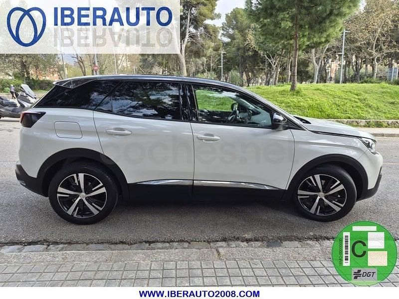 Usado Peugeot 3008 Allure 131 CV (96 kW) 2018 Blanco SUV