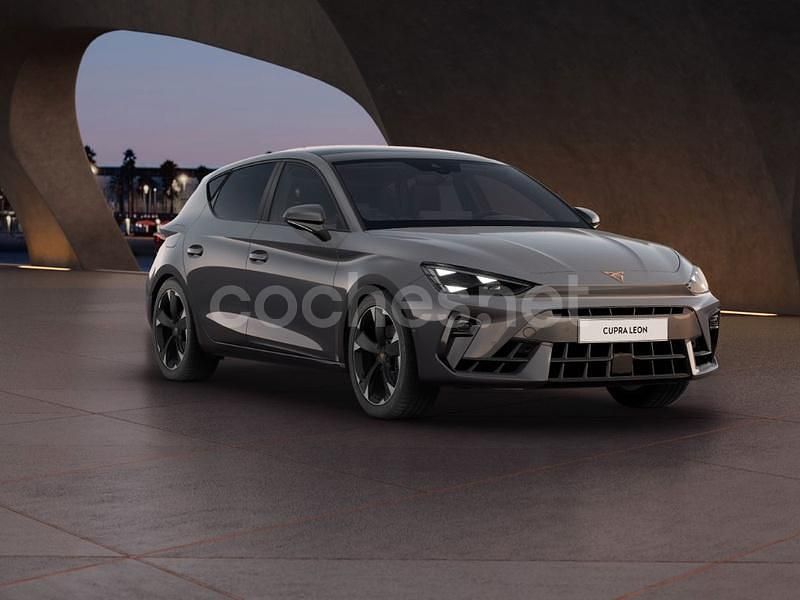 Gris / plata Nuevo 2025 Cupra Leon Berlina | 31.800 € (Precio justo) - Imagen 1/4