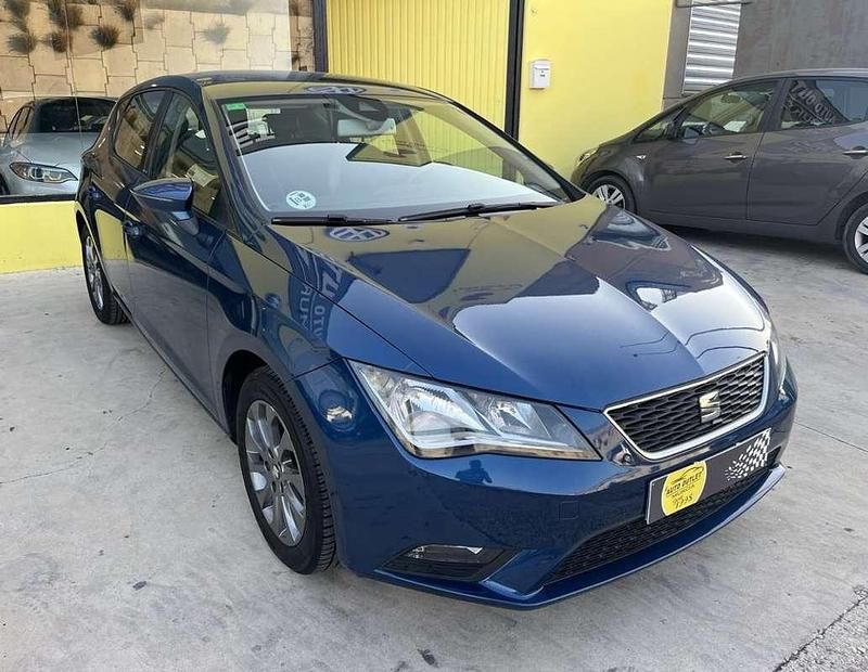 Usado Seat Leon I-Tech 105 CV (77 kW) 2014 Azul Utilitario