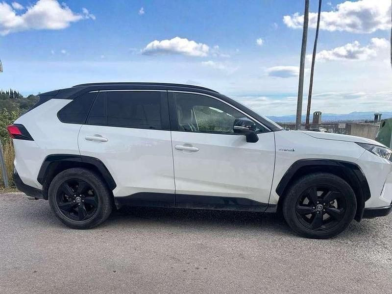 Usado Toyota RAV4 Hybrid 178 CV (130 kW) 2019 Blanco SUV