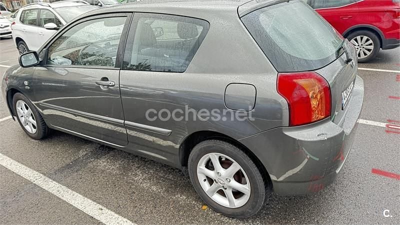 Usado Toyota Corolla Terra 116 CV (85 kW) 2006 Verde Berlina