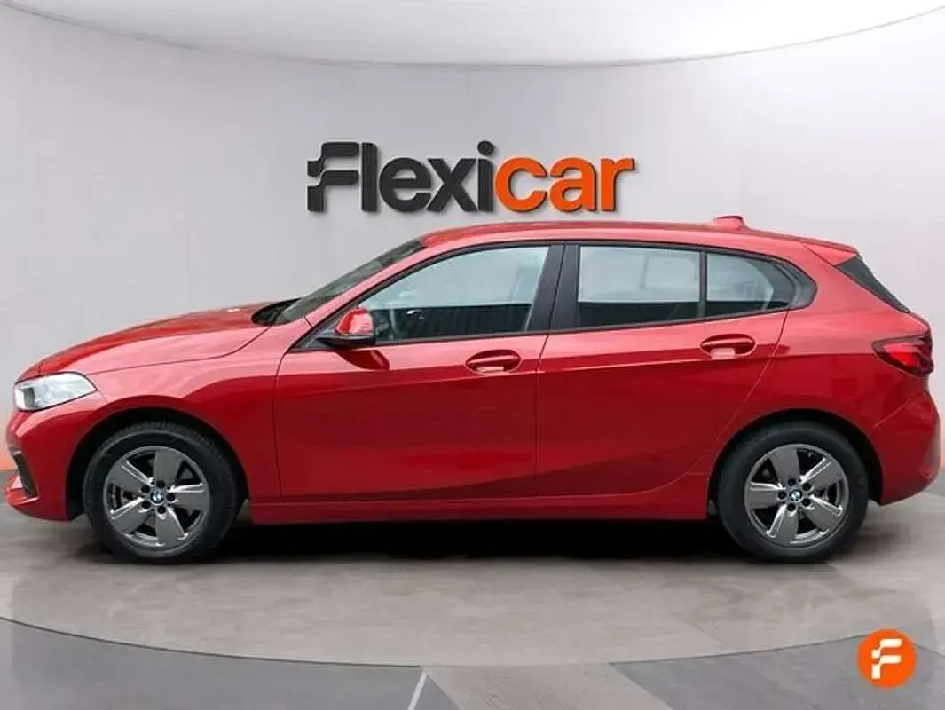 Usado BMW 116 116 CV (85 kW) 2022 Rojo Utilitario
