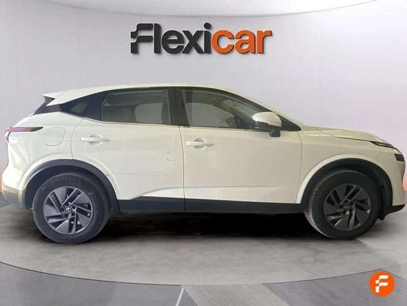 Usado Nissan Qashqai Acenta 140 CV (102 kW) 2022 Blanco SUV