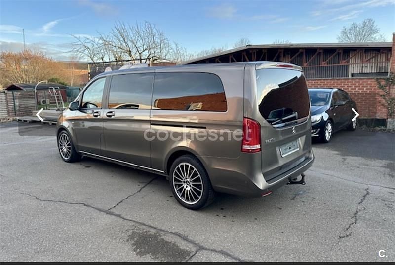 Usado Mercedes V250 Avantgarde 204 CV (150 kW) 2017 Beige Monovolumen