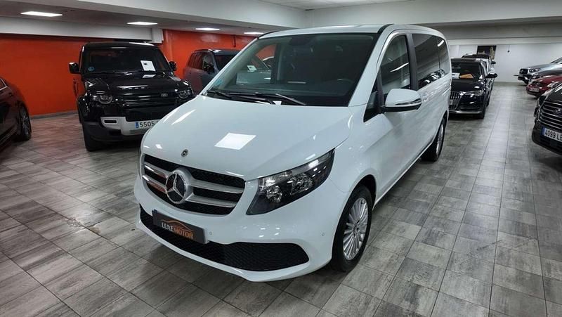 Blanco Usado 2023 Mercedes V250 Avantgarde Monovolumen | 51.990 € (Super precio) - Imagen 1/4