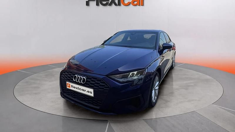 Usado Audi A3 Premium 111 CV (81 kW) 2023 Azul Berlina