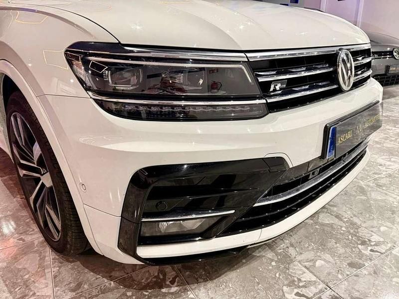 Usado VW Tiguan Sportline 190 CV (139 kW) 2018 Blanco SUV