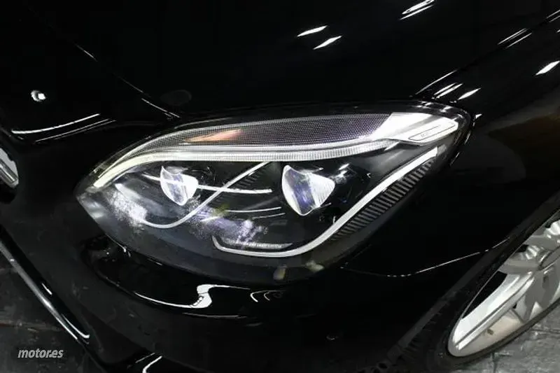 Usado Mercedes SLC250 204 CV (150 kW) 2016 Negro Descapotable