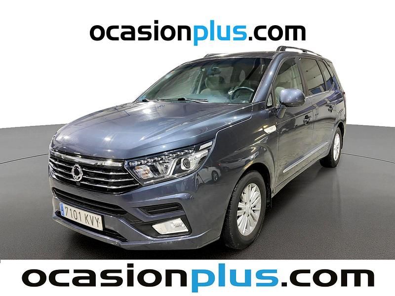 Gris Usado 2019 Ssangyong (KGM) Rodius SUV | 17.955 € (Un poco caro) - Imagen 1/4