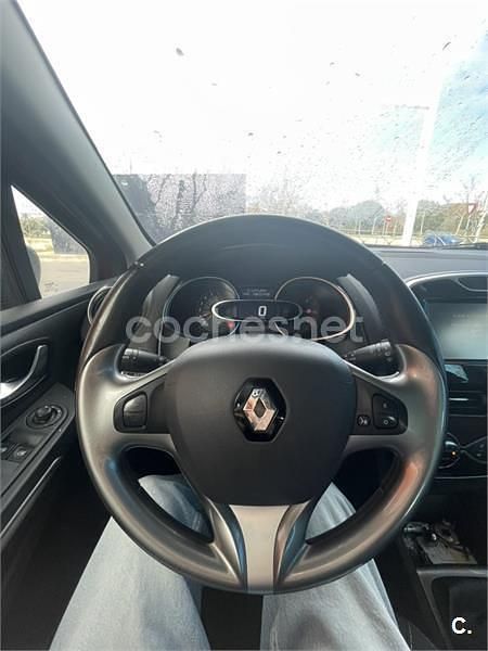 Usado Renault Clio IV LIMITED 90 CV (66 kW) 2016 Rojo Berlina