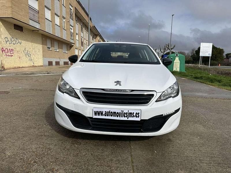 Usado Peugeot 308 Access 99 CV (72 kW) 2016 Blanco Utilitario