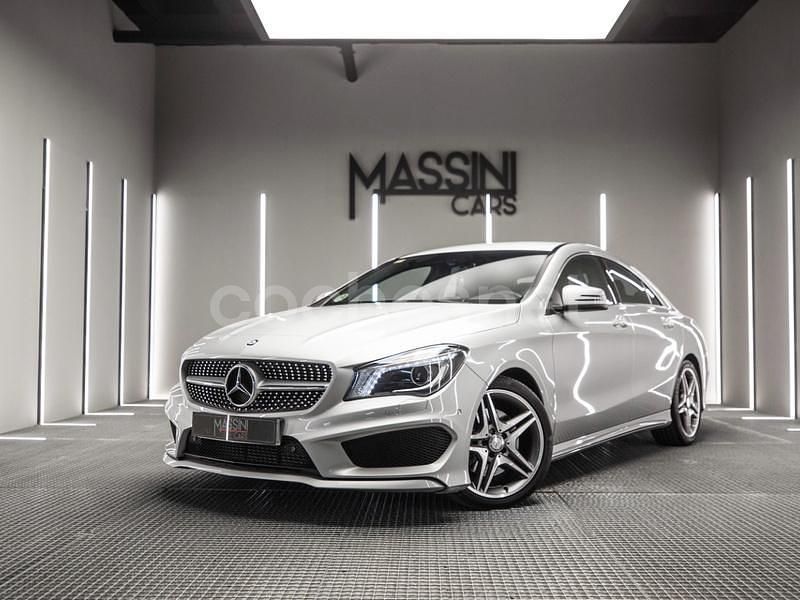 Usado Mercedes CLA220 AMG line 170 CV (125 kW) 2013 Gris / plata Berlina