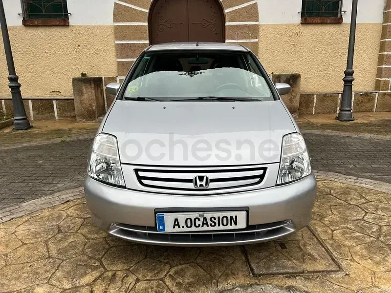 Usado Honda Stream Sport 156 CV (114 kW) 2002 Gris / plata Monovolumen