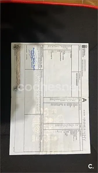 Usado Volvo V40 102 CV (75 kW) 2002 Gris / plata Familiar