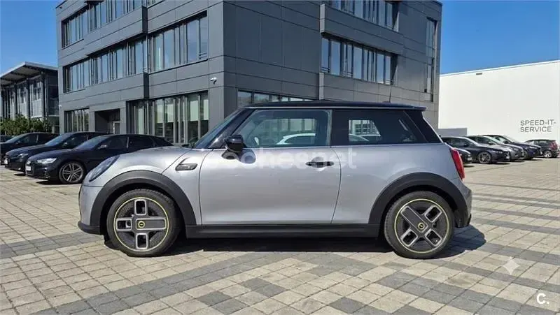 Usado Mini Cooper SE 135 kW (184 CV) 2023 Eléctrico Utilitario