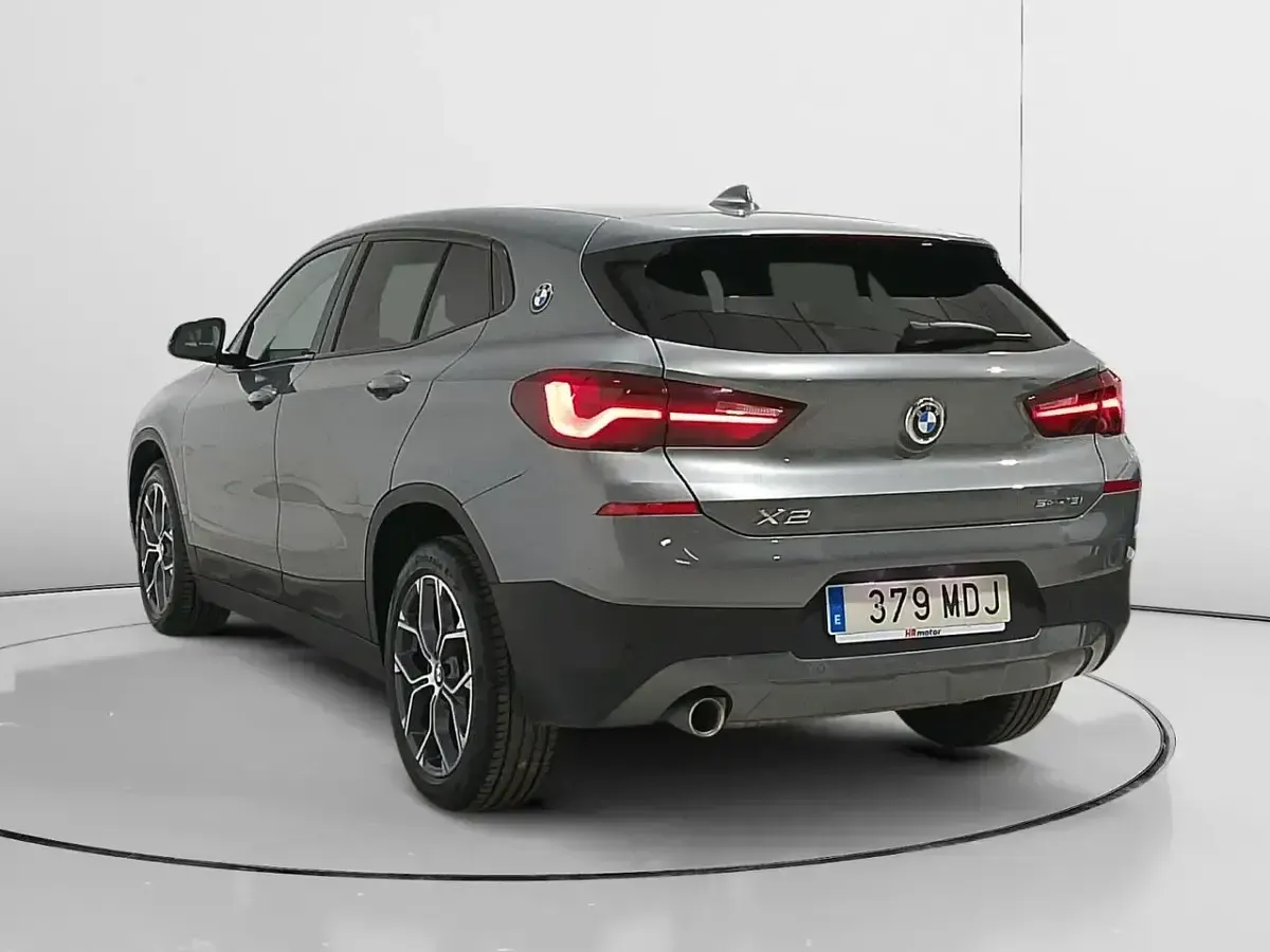 Usado BMW X2 Shadowline 140 CV (102 kW) 2023 Gris / plata SUV