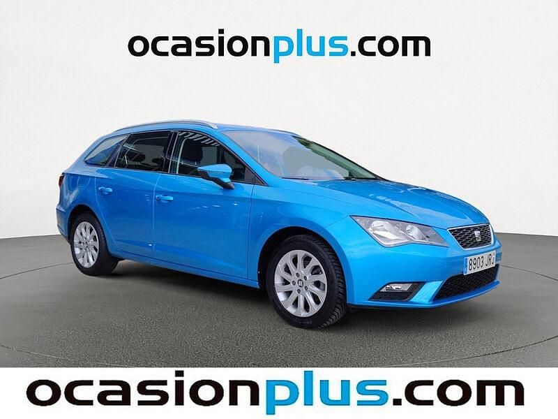 Usado Seat Leon Style 125 CV (91 kW) 2016 Azul Familiar