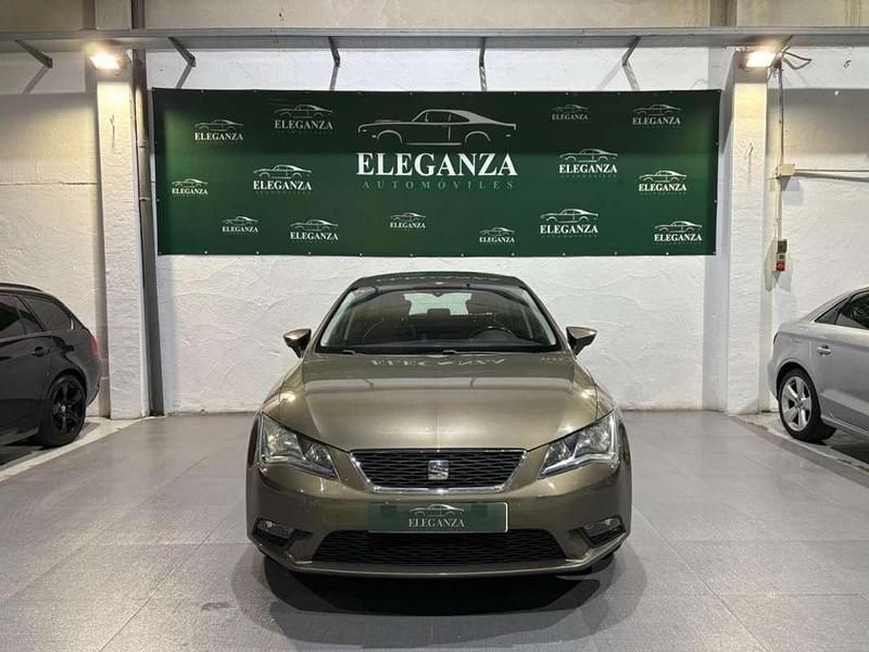 Usado Seat Leon Style 110 CV (80 kW) 2016 Verde Utilitario