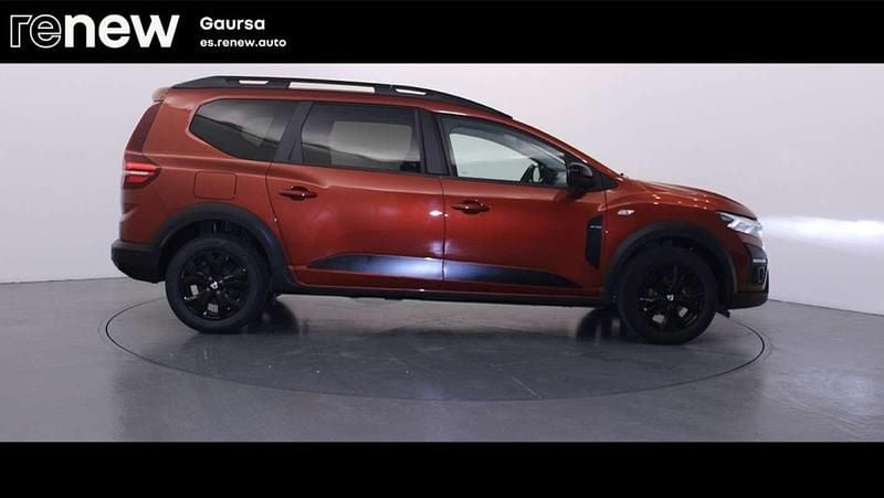 Usado Dacia Jogger Extreme 101 HP (74 kW) 2022 Laranja Monovolume