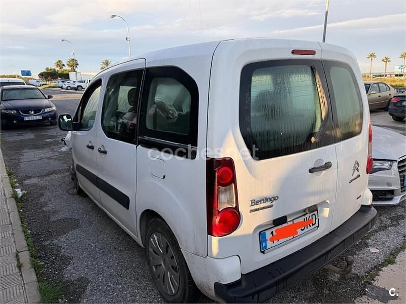 Usado Citroën Berlingo Feel 100 CV (73 kW) 2015 Blanco Monovolumen