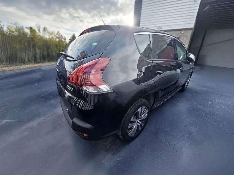 Usado Peugeot 3008 Access 131 CV (96 kW) 2017 Negro Monovolumen