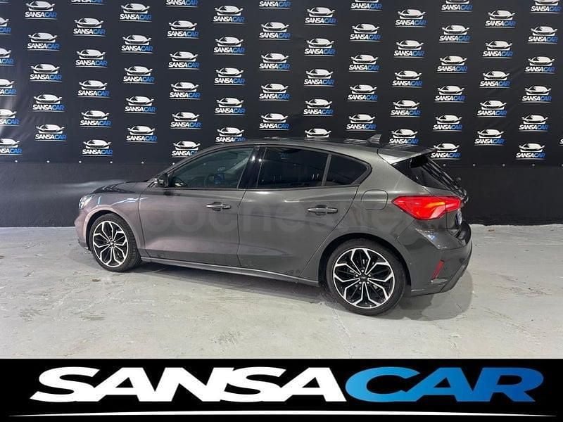 Usado Ford Focus ST-Line X 120 CV (88 kW) 2020 Gris / plata Berlina