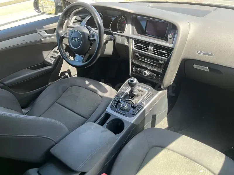 Usado Audi A5 Sportback 170 CV (125 kW) 2014 Negro Utilitario