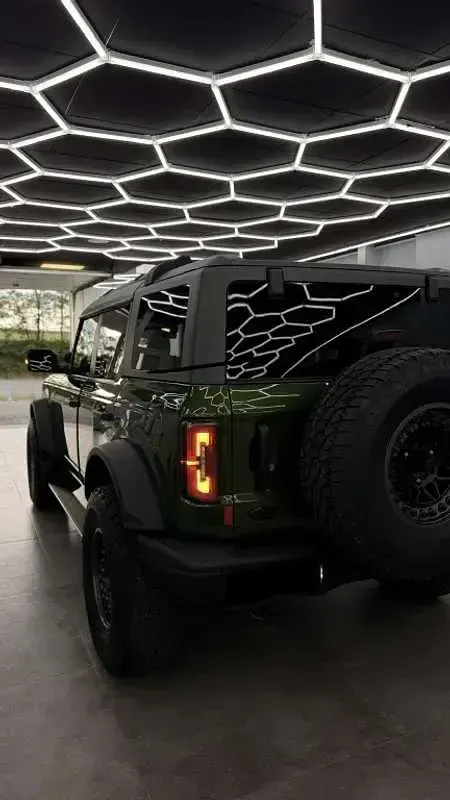 Usado Ford Bronco 335 CV (246 kW) 2024 Verde SUV