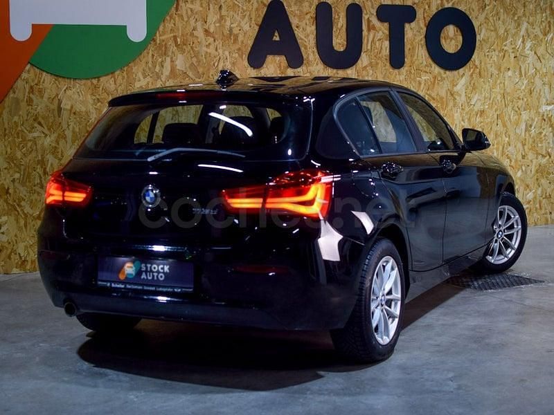 Usado BMW 118 Advantage 150 CV (110 kW) 2016 Negro Utilitario
