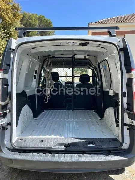 Usado Renault Kangoo 75 CV (55 kW) 2015 Blanco Monovolumen