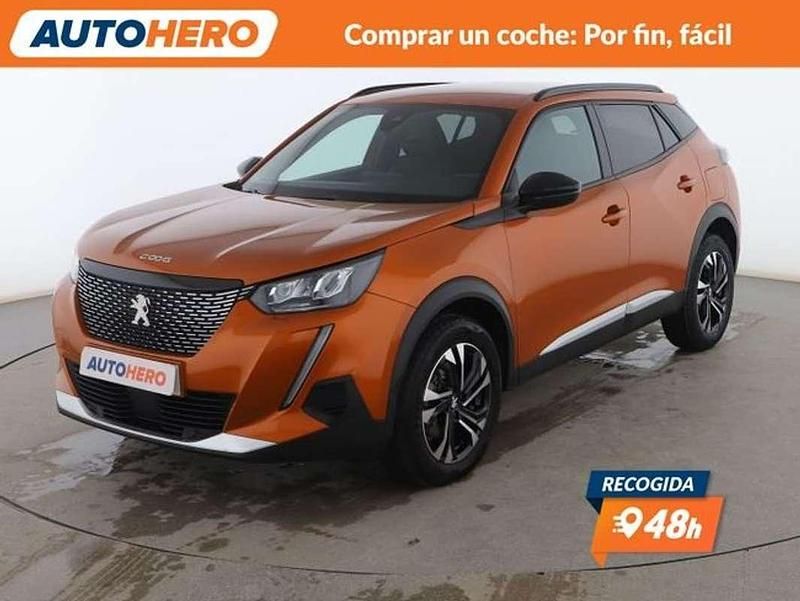 Usado Peugeot 2008 Allure 131 CV (96 kW) 2023 Naranja SUV