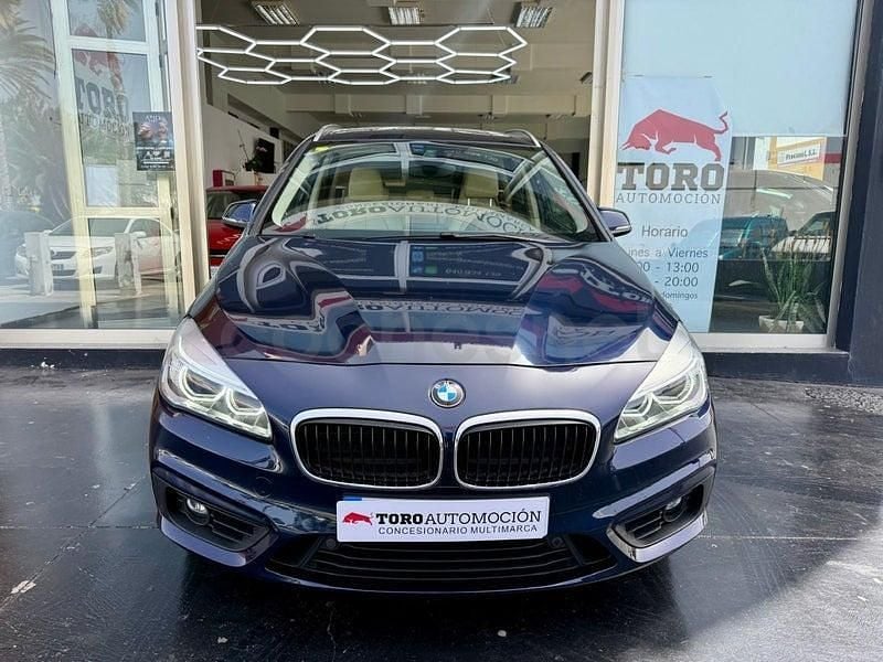 Usado BMW 218 150 CV (110 kW) 2016 Azul Familiar