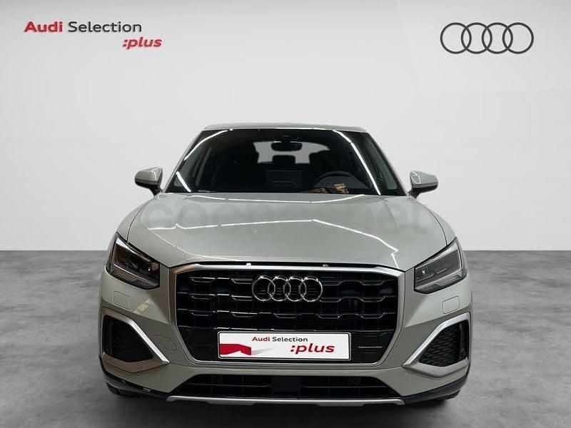 Usado Audi Q2 Advanced Plus 116 CV (85 kW) 2025 Gris / plata SUV