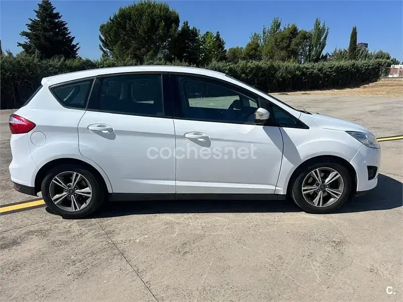 Usado Ford C-MAX Titanium 125 CV (91 kW) 2014 Blanco Monovolumen