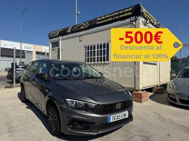 Gris / plata Usado 2022 Fiat Tipo Cross Familiar | 7999 € - Imagen 1/4