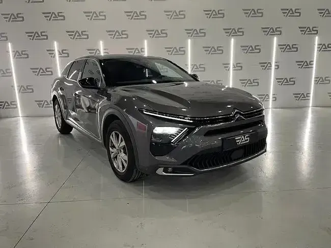 Usado Citroën C5 Aircross PureTech 132 CV (97 kW) 2023 Gris SUV