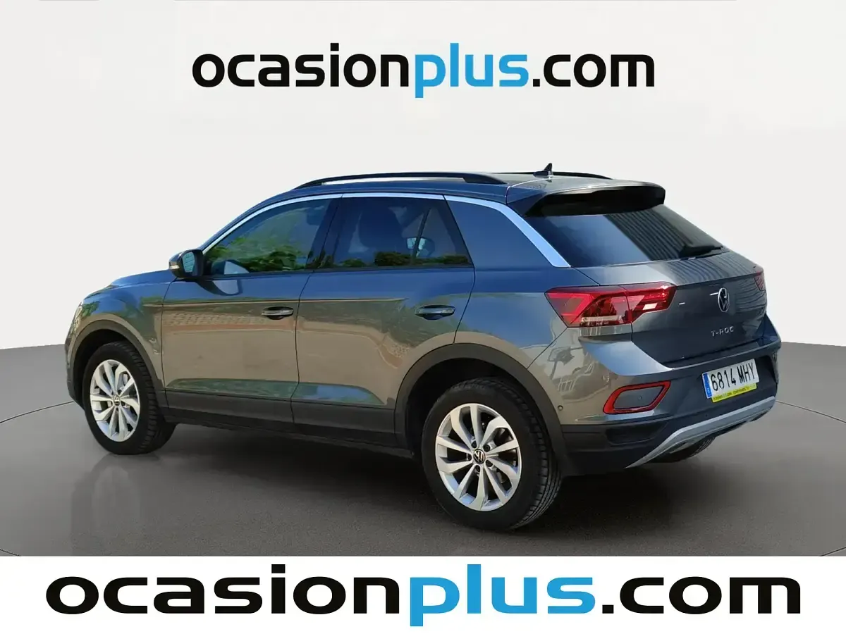 Usado VW T-Roc Life 150 CV (110 kW) 2023 Gris SUV