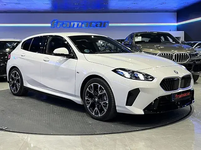 Usado BMW 120 M Sport 163 CV (119 kW) 2025 Blanco Utilitario